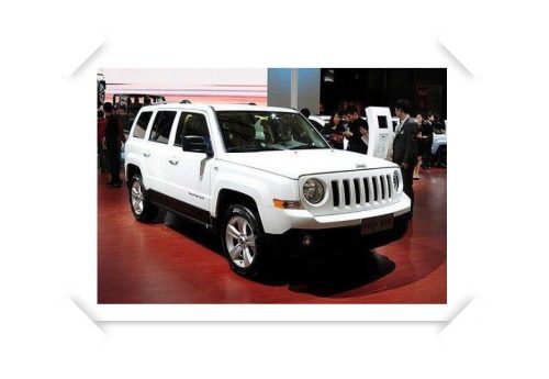 纯css3模拟单张图片切角固定效果代码-A8源码网